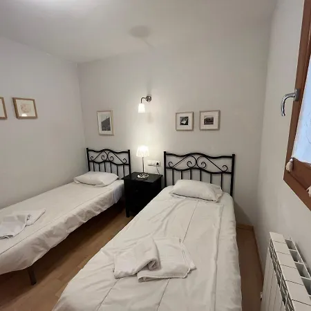 B49 - Bajo Con Jardin Peguera - Villmor Lejlighed Benasque