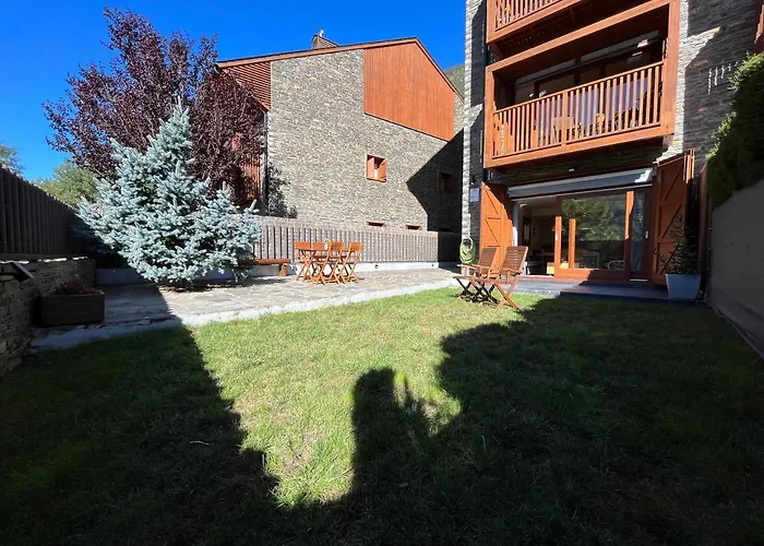 B49 - Bajo Con Jardín Peguera - Villmor Benasque